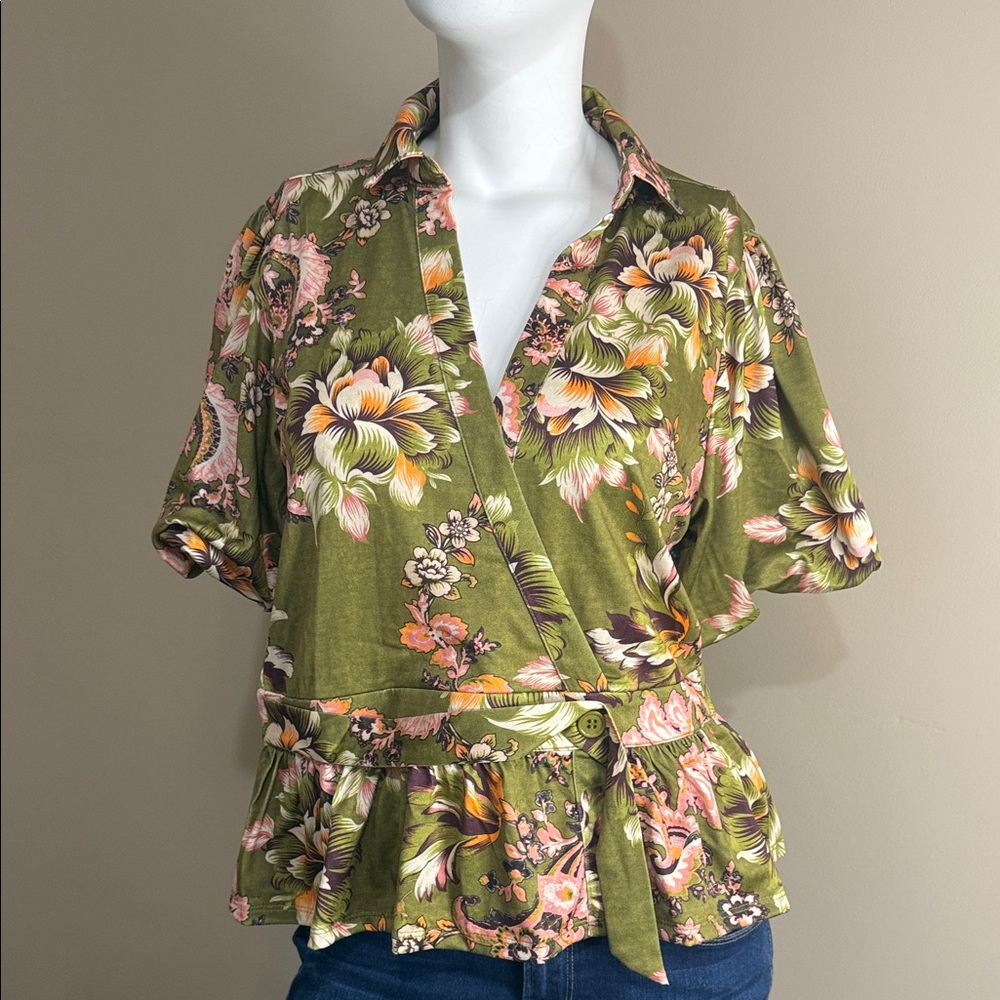 T.E. By Tracy Evans Olive and Pink Floral Wrap Blouse NWT